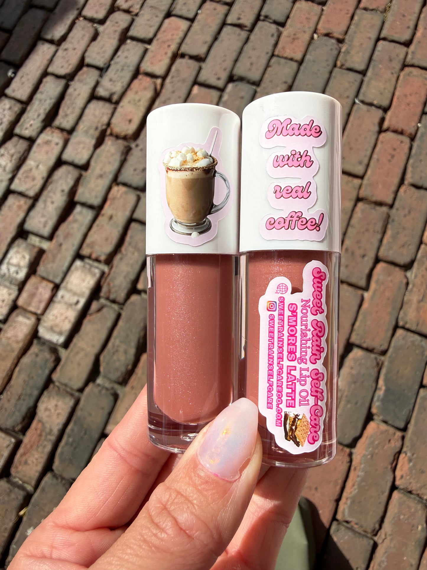 Kiss Cushion Lip Oil